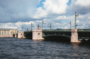 Rehabilitation of Dvortsovy Bridge over the Neva River