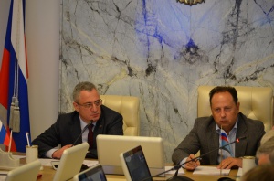 Stroyproekt General Director Alexey Zhurbin makes a presentation on interaction with state expert review authorities