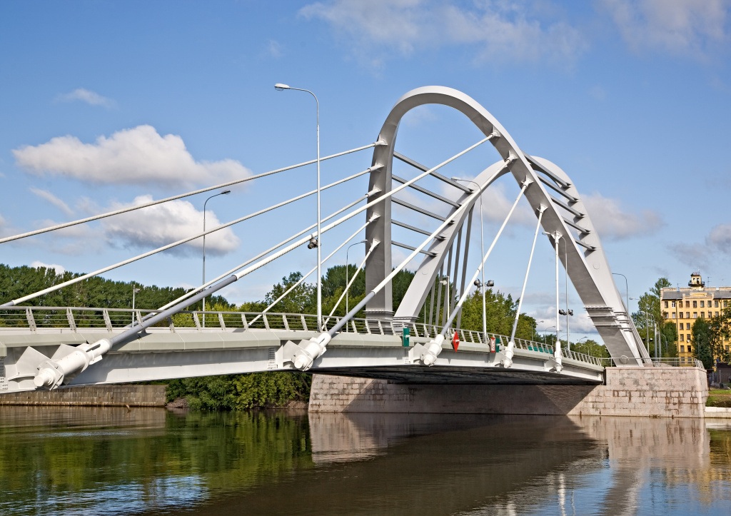 Лазаревский мост.jpg